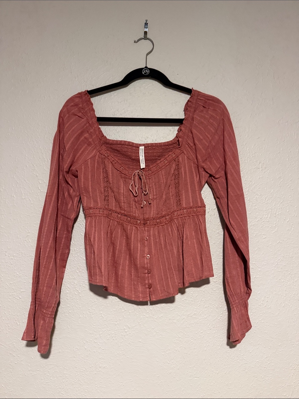 American Eagle Rust Pink Peasant Blouse with Lace Trim